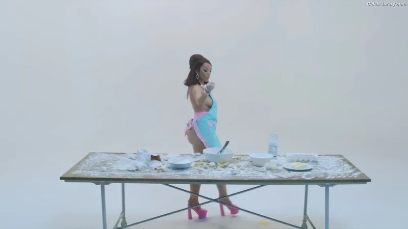 Doja Cat photo 23 of 1960