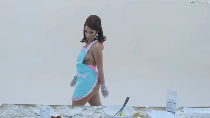 Doja Cat photo 24 of 1960