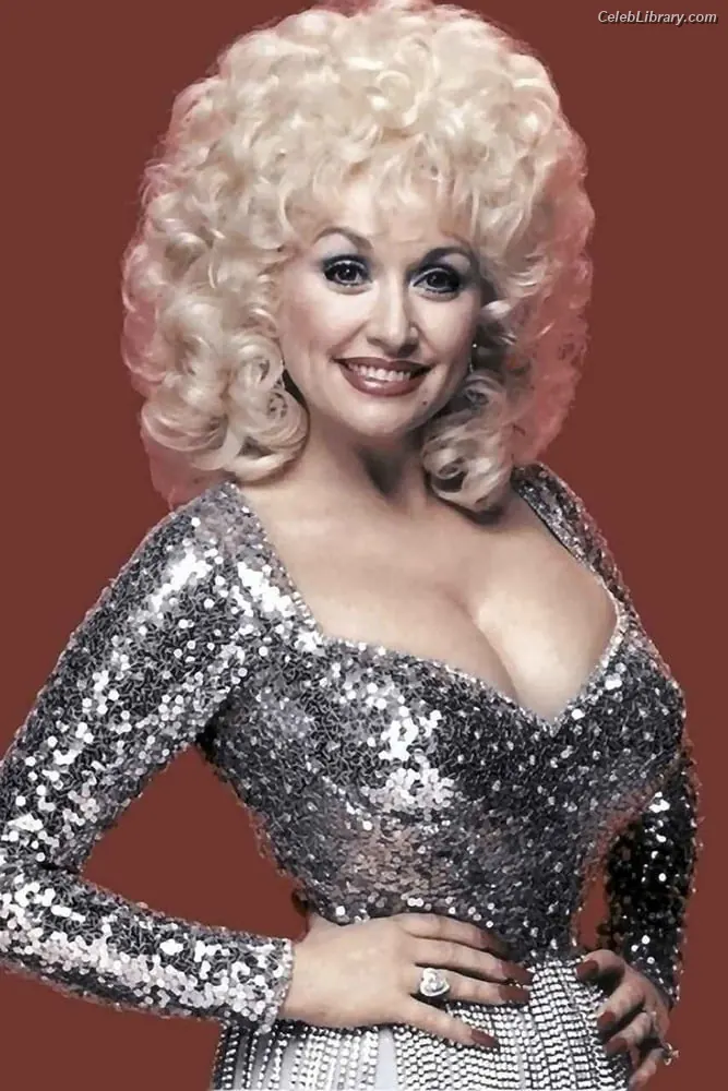 Dolly Parton photo 3 of 91