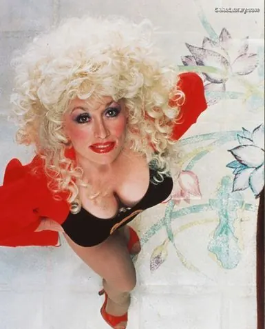 Dolly Parton photo 7 of 91