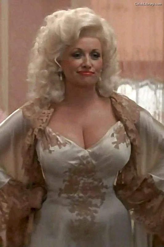 Dolly Parton photo 24 of 92