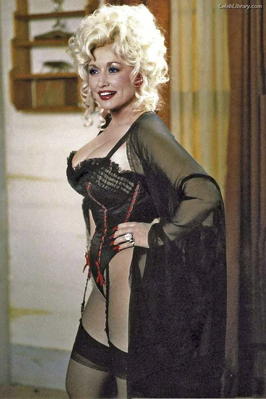 Dolly Parton photo 12 of 92