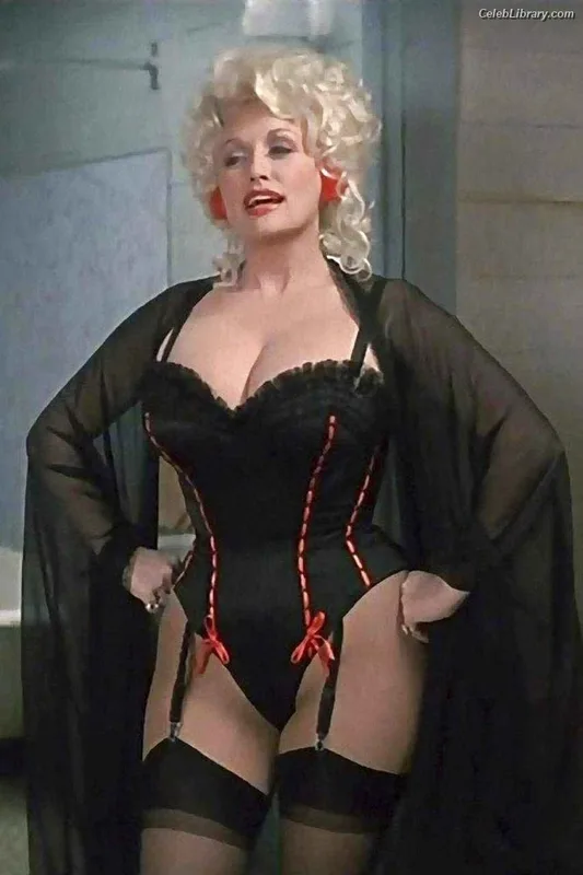 Dolly Parton photo 15 of 92