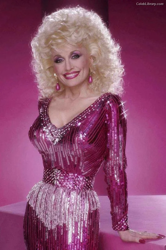 Dolly Parton photo 22 of 92
