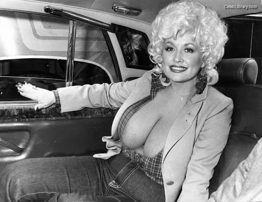 Dolly Parton photo 5 of 92