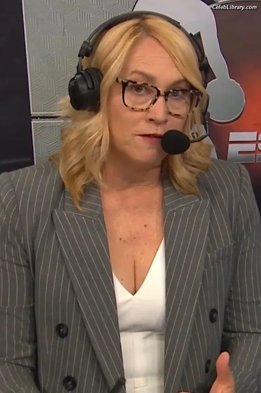 Doris Burke photo 1 of 3