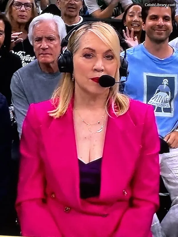 Doris Burke photo 2 of 3