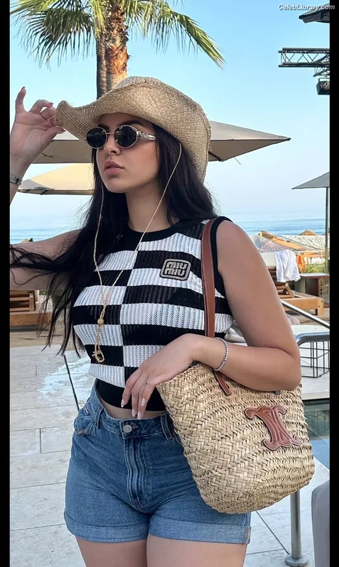 Douaa Lahyaoui photo 11 of 57