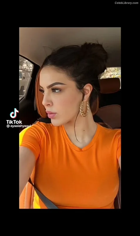 Douaa Lahyaoui photo 13 of 57