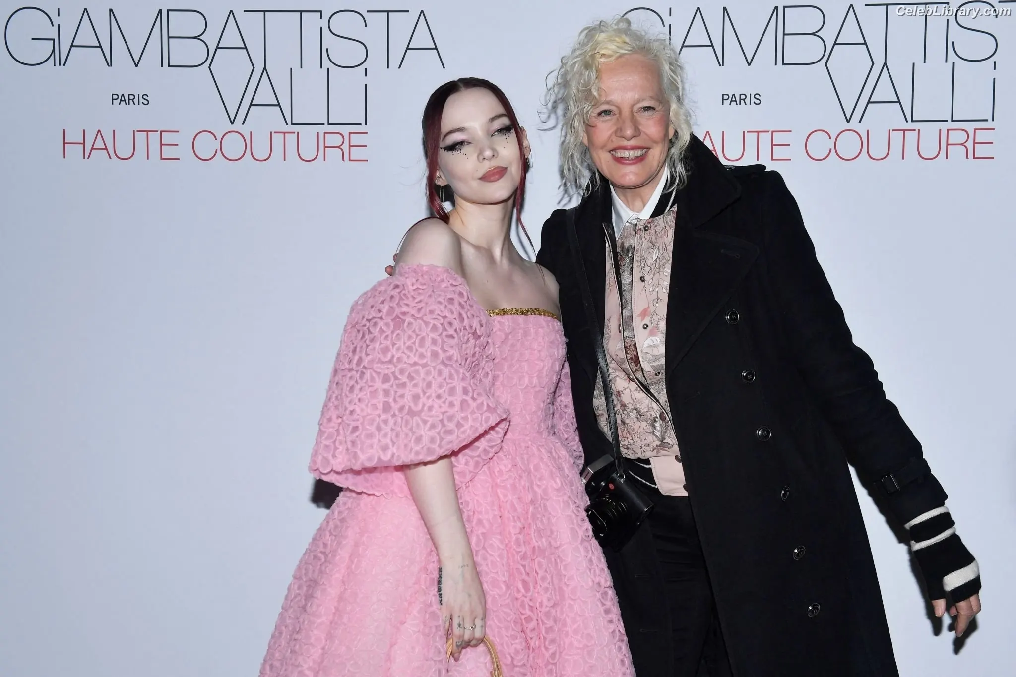 Dove Cameron photo 3 of 626