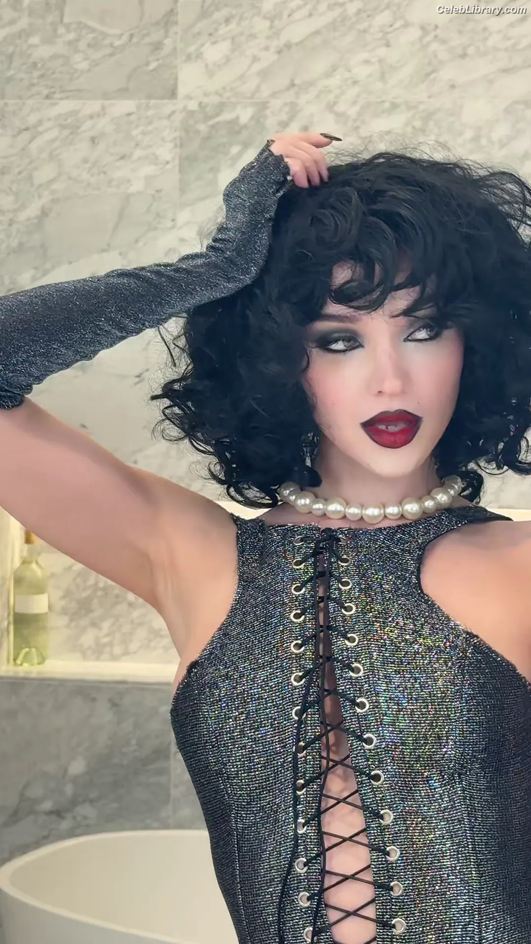 Dove Cameron photo 20 of 626