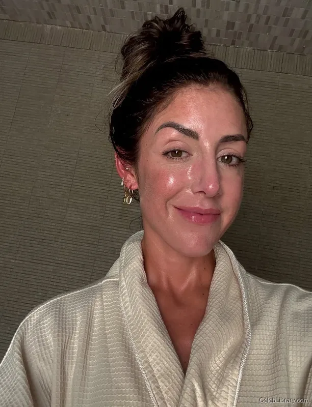 Dr Britt Baker photo 11 of 235