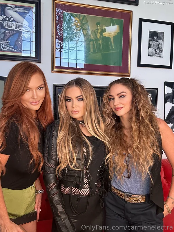 Drea DeMatteo photo 6 of 325