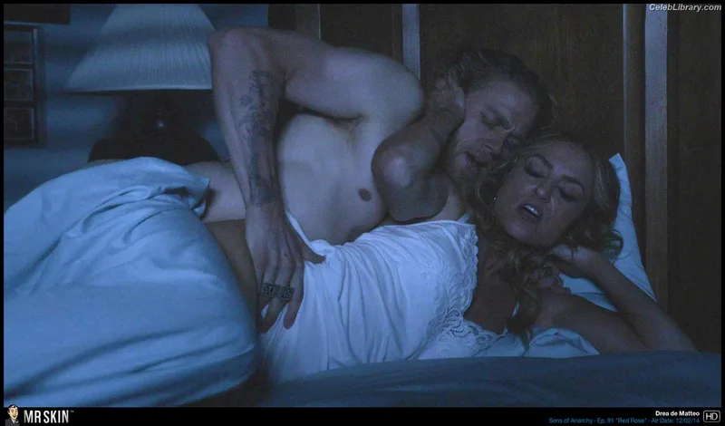 Drea DeMatteo photo 15 of 325