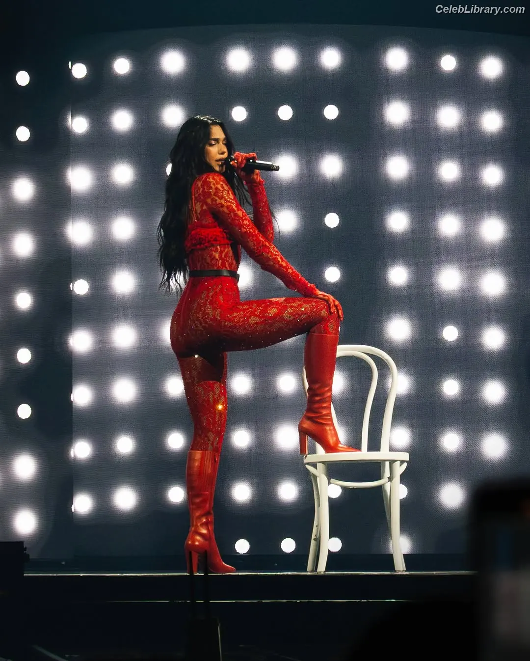 Dua Lipa photo 14 of 7813