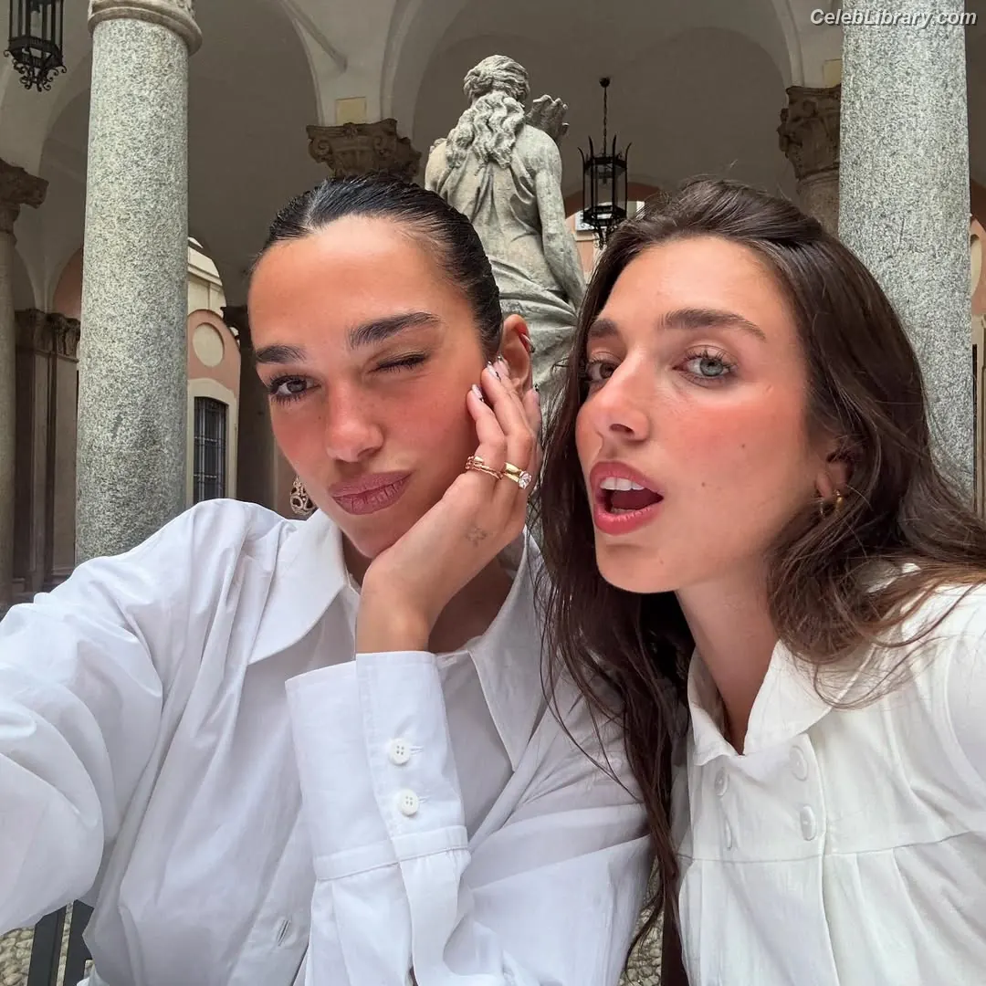 Dua Lipa photo 5 of 7813