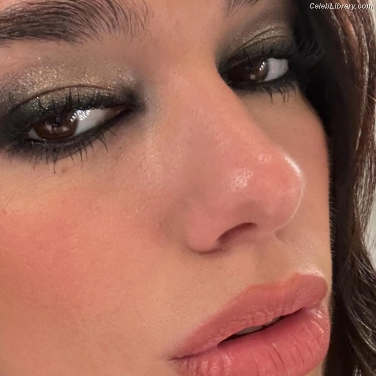 Dua Lipa photo 21 of 7813