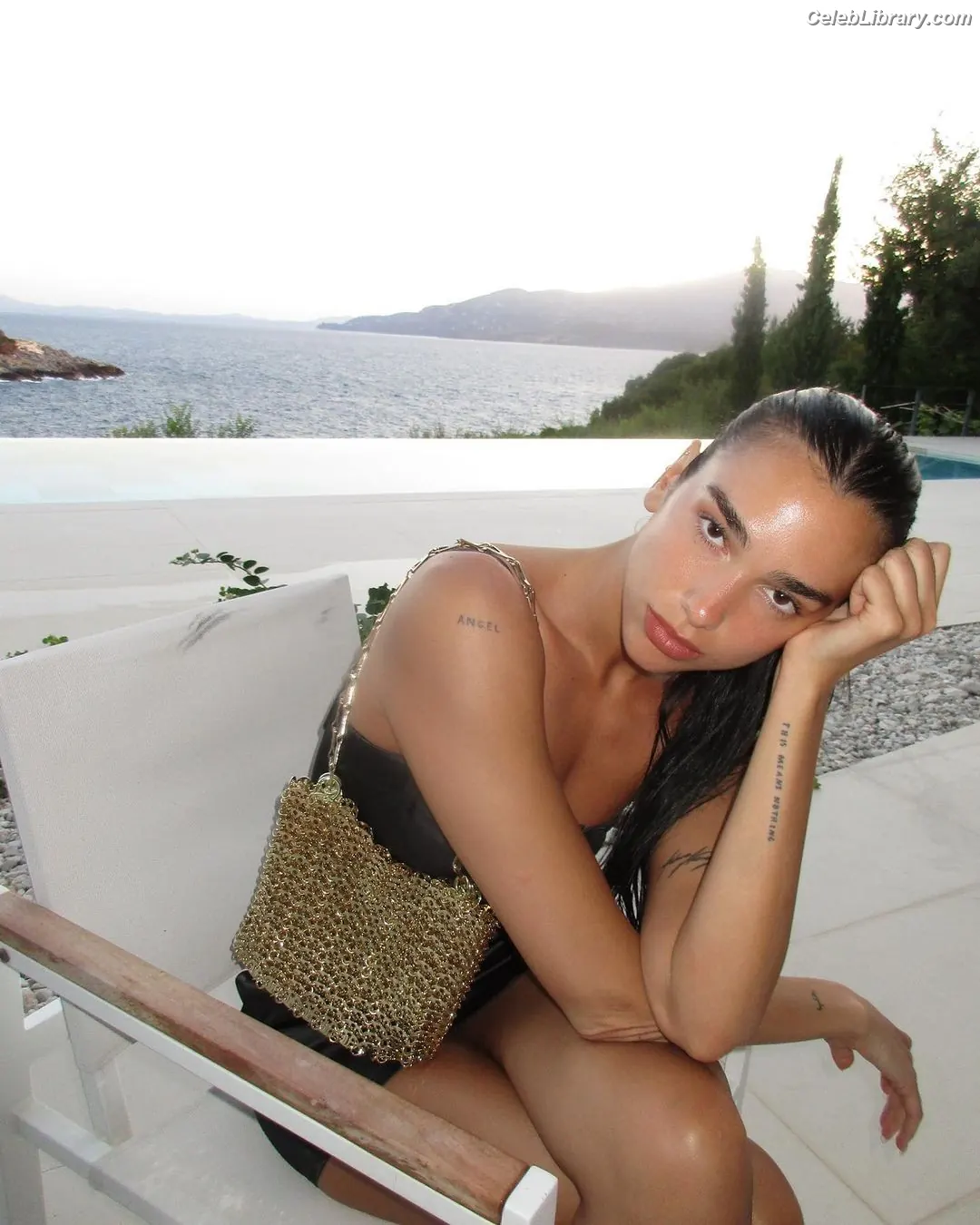 Dua Lipa photo 15 of 7813