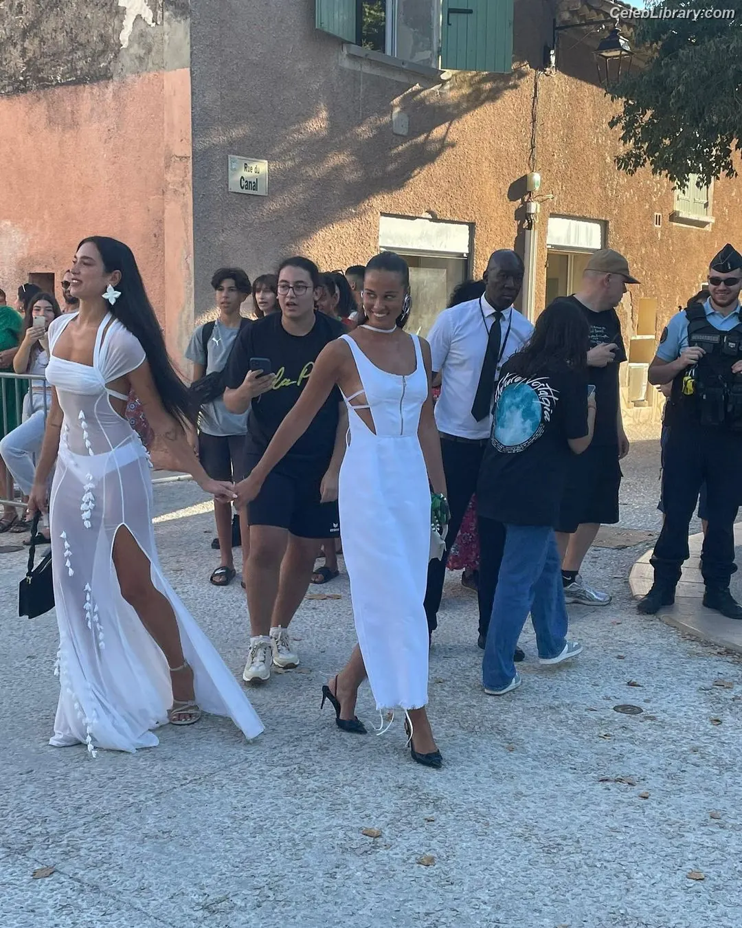 Dua Lipa photo 8 of 7813