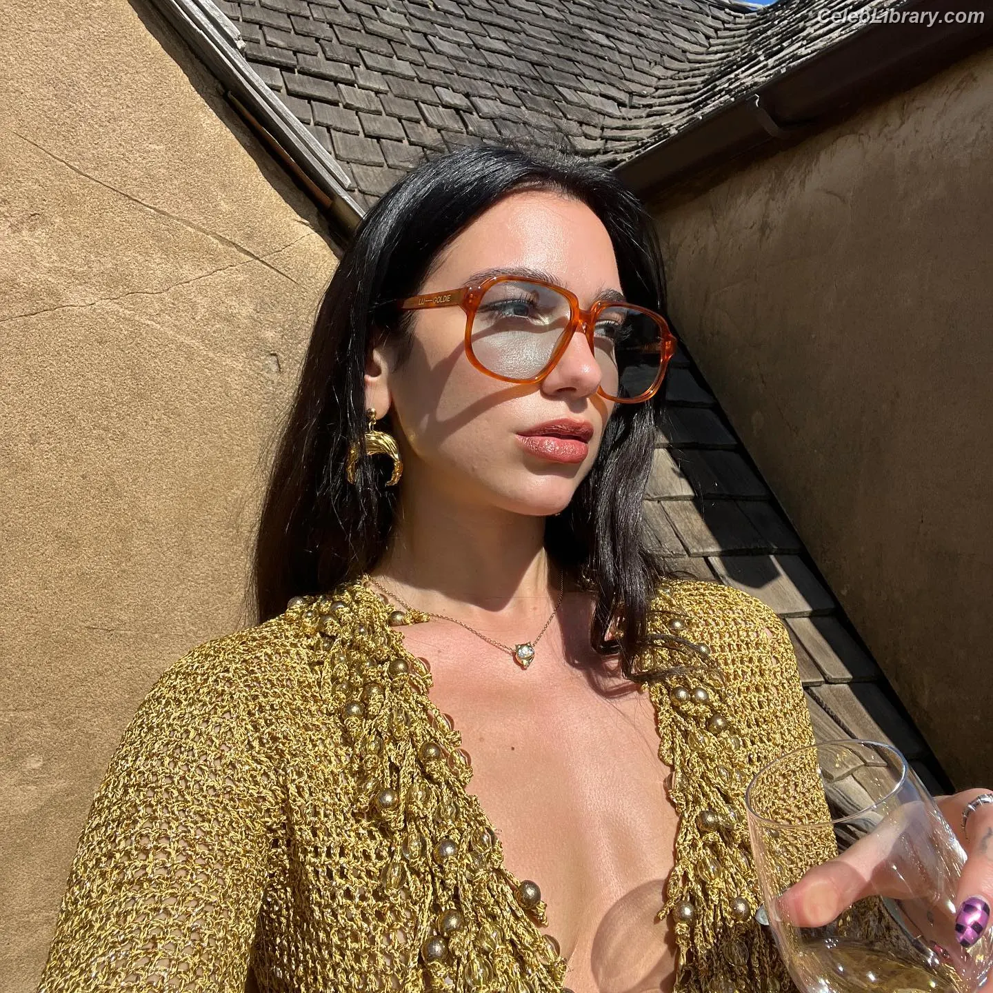 Dua Lipa photo 3 of 7813