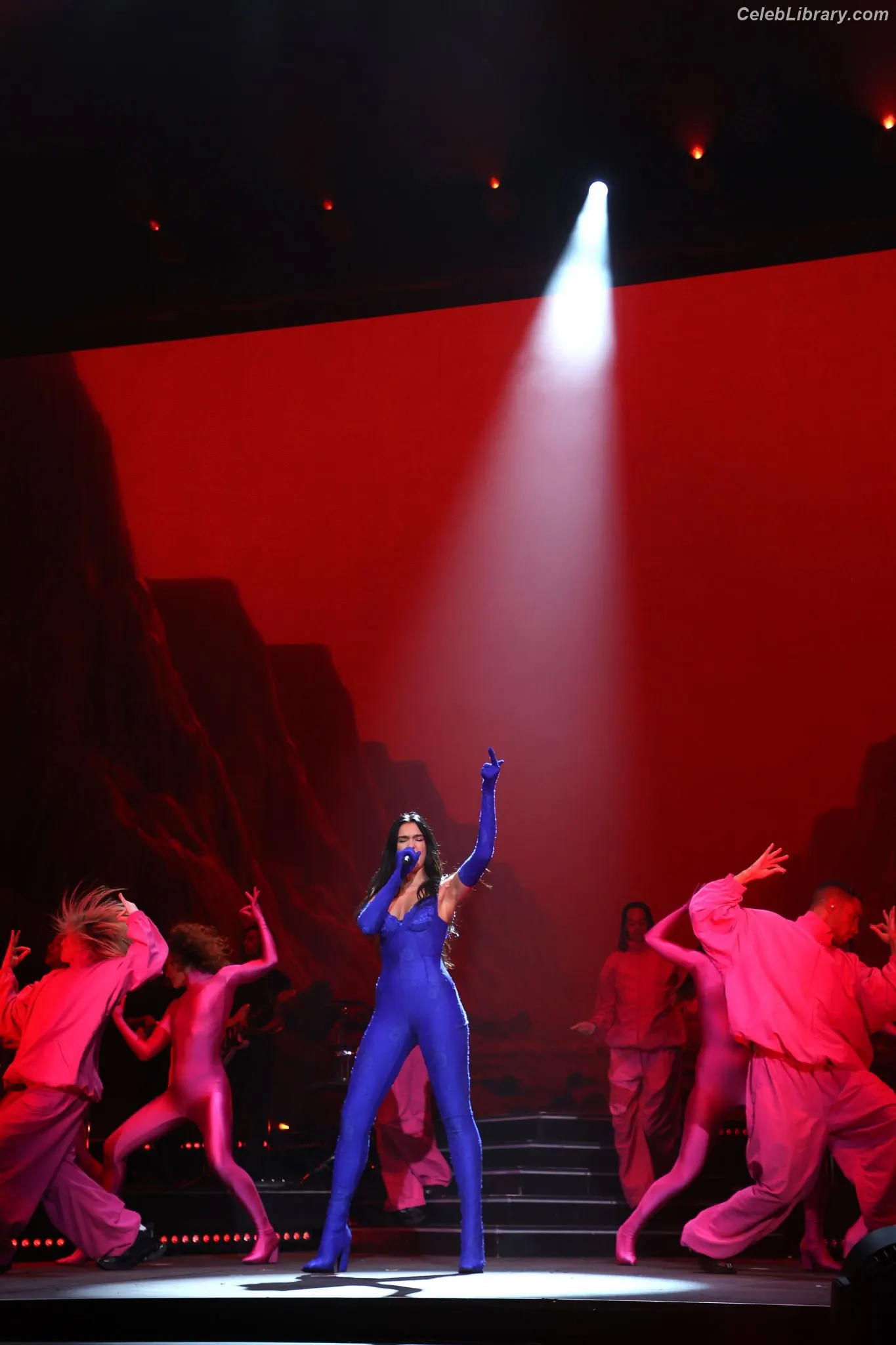 Dua Lipa photo 5 of 7813