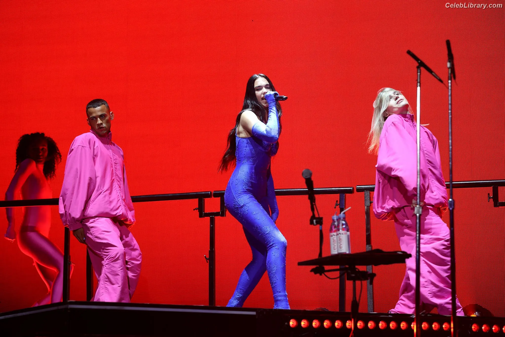 Dua Lipa photo 13 of 7813