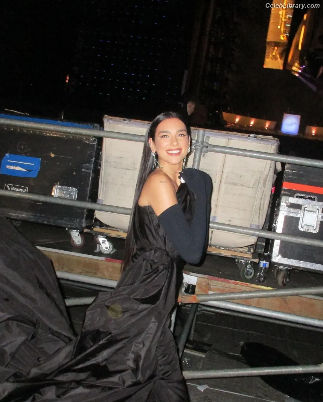 Dua Lipa photo 19 of 7813