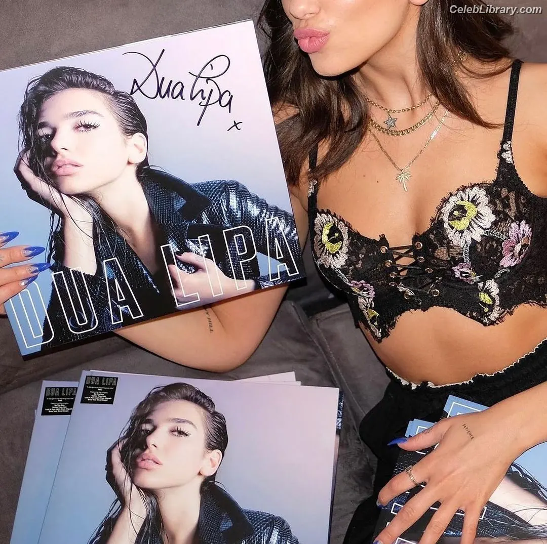Dua Lipa photo 12 of 7813