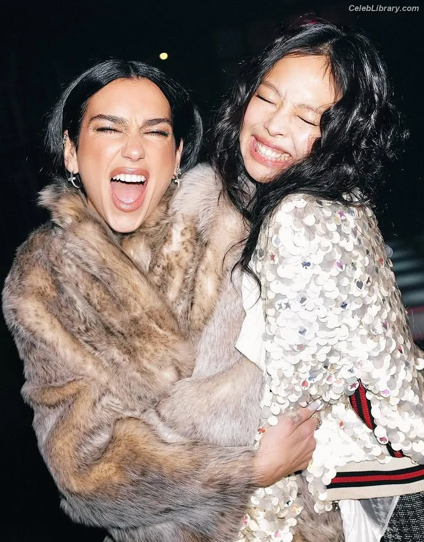 Dua Lipa photo 19 of 7813