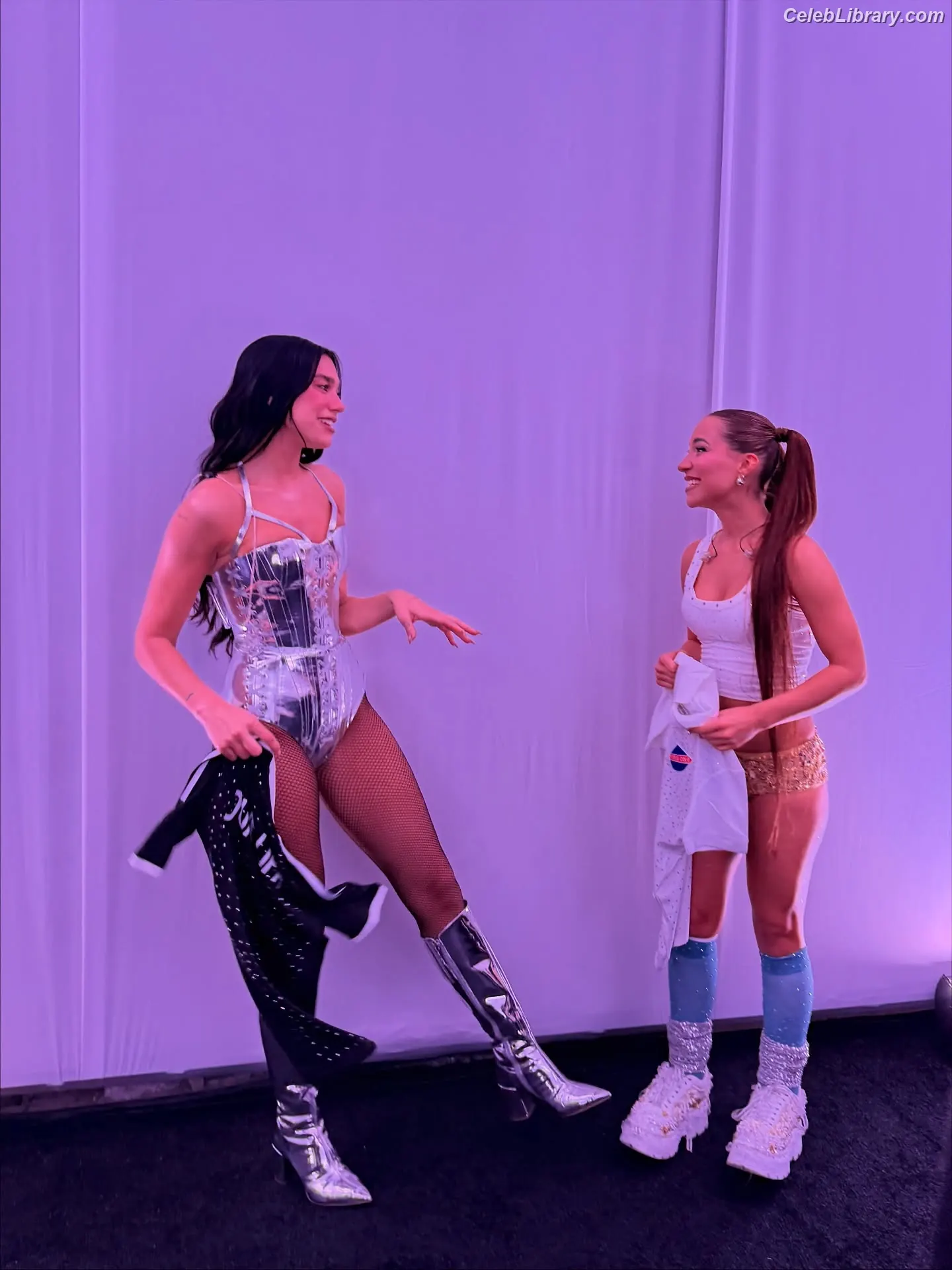 Dua Lipa photo 22 of 7813