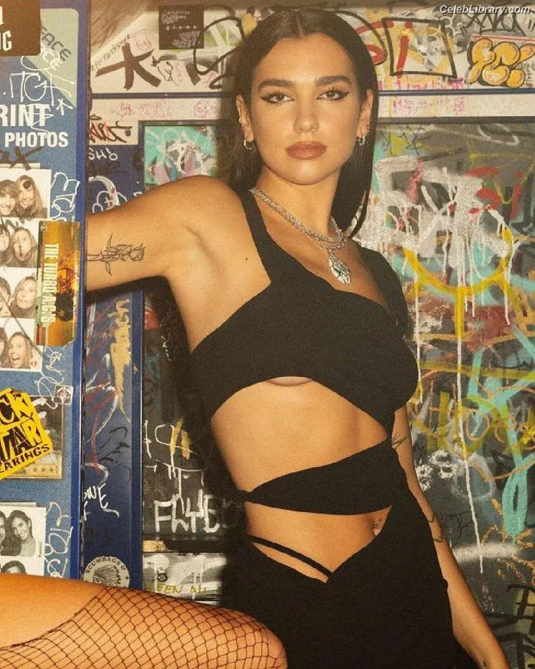 Dua Lipa photo 23 of 7813