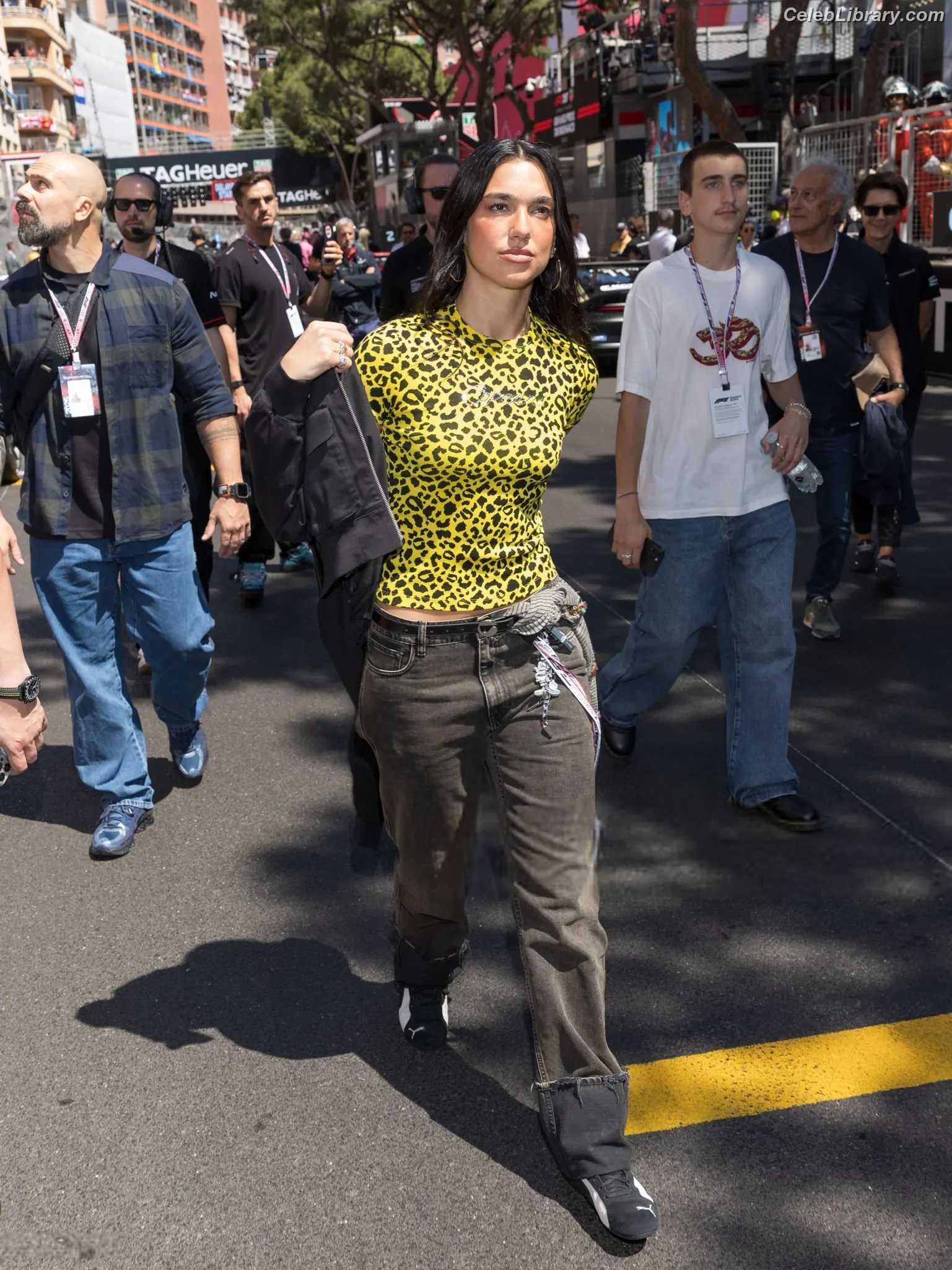 Dua Lipa photo 2 of 7813