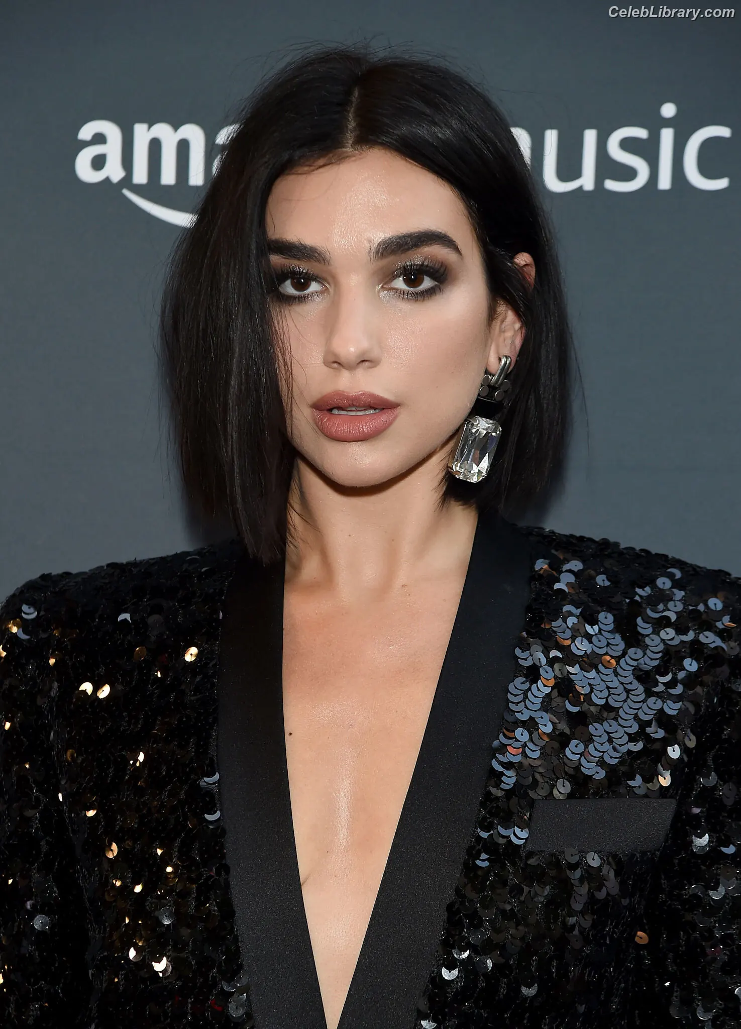 Dua Lipa photo 19 of 7813