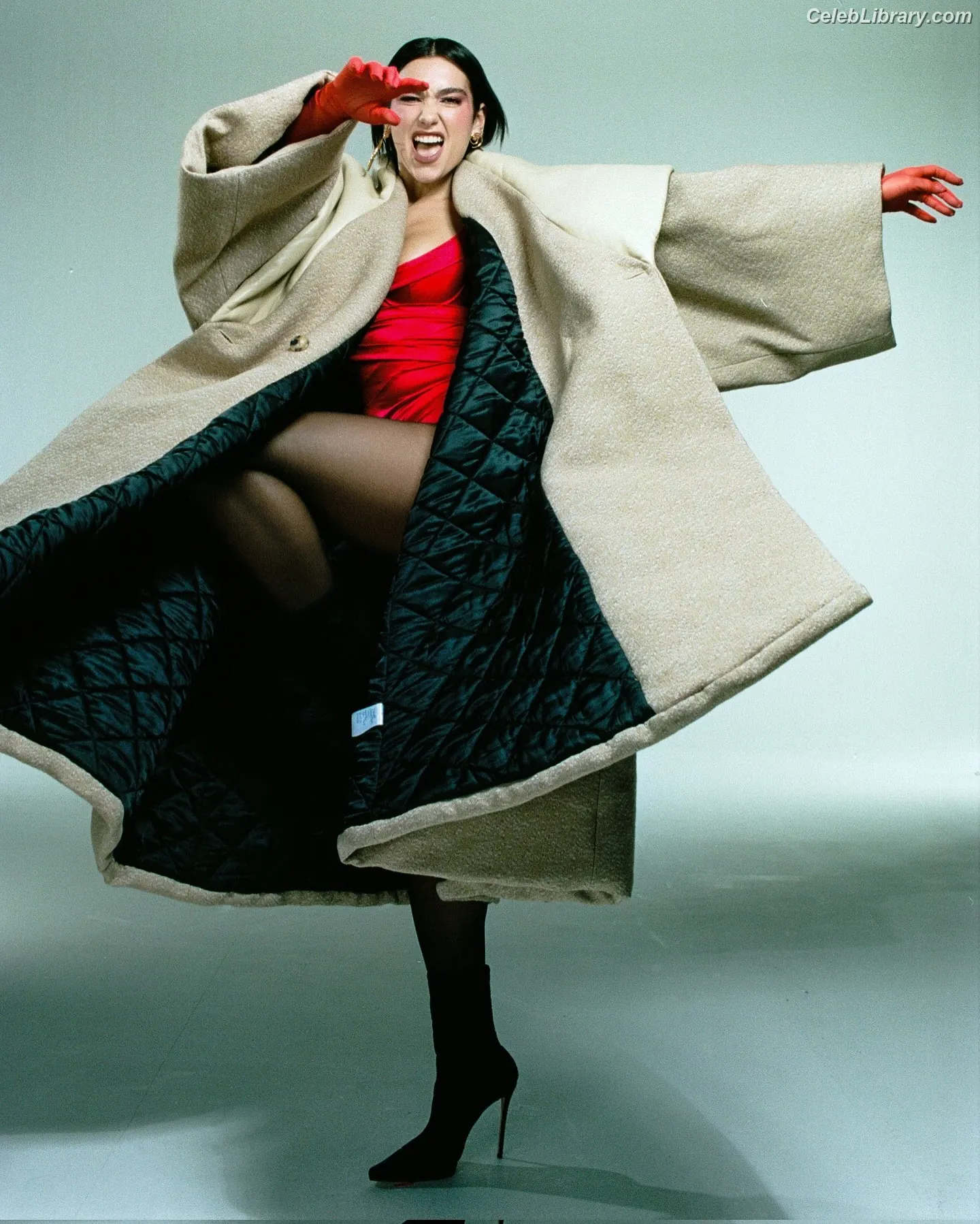 Dua Lipa photo 10 of 7813
