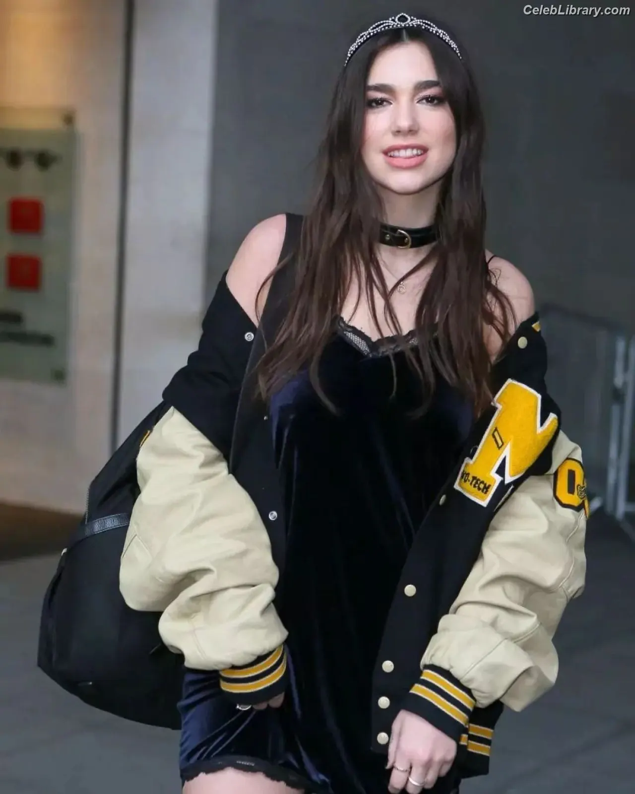 Dua Lipa photo 12 of 7813