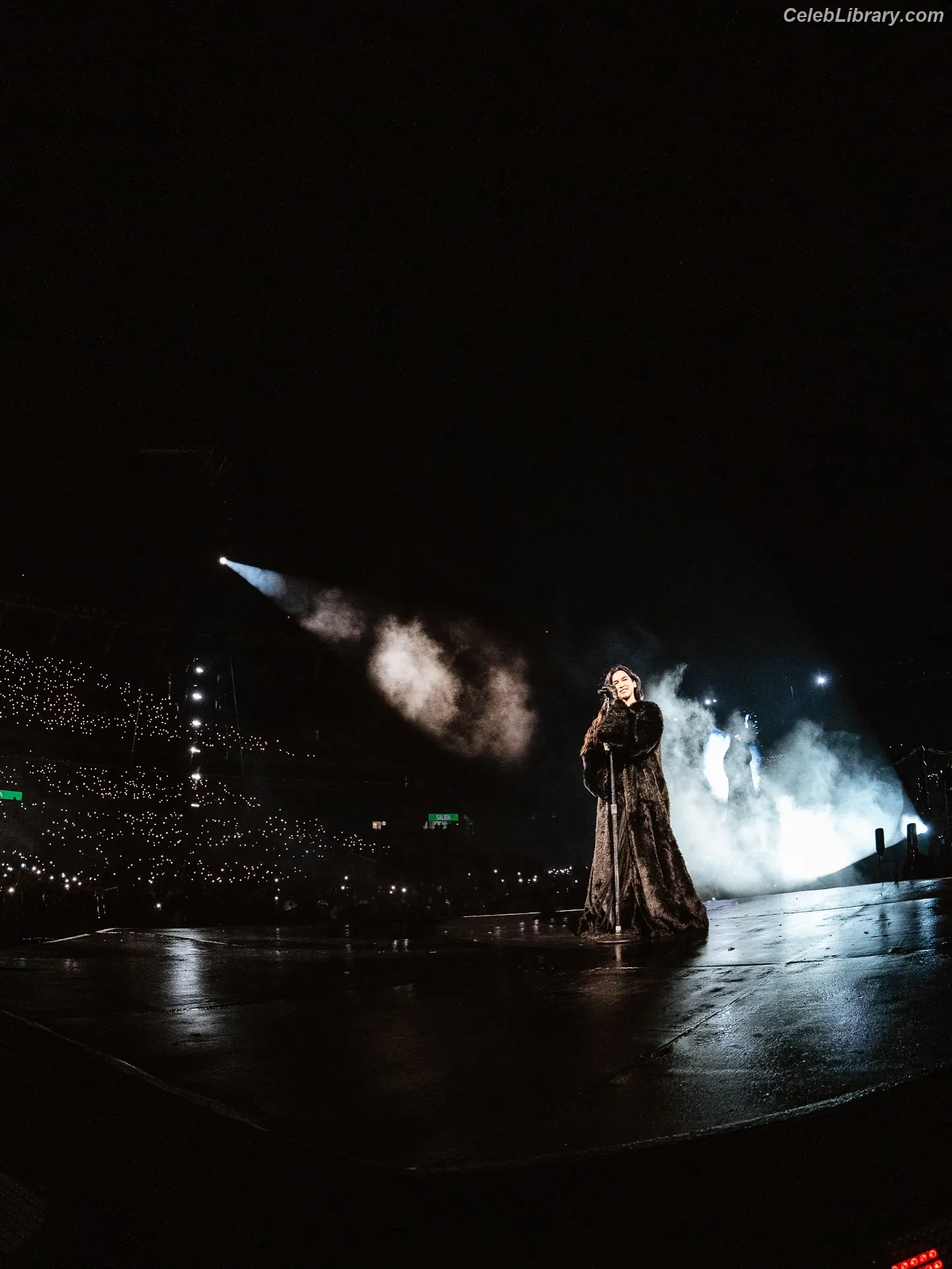 Dua Lipa photo 13 of 7813