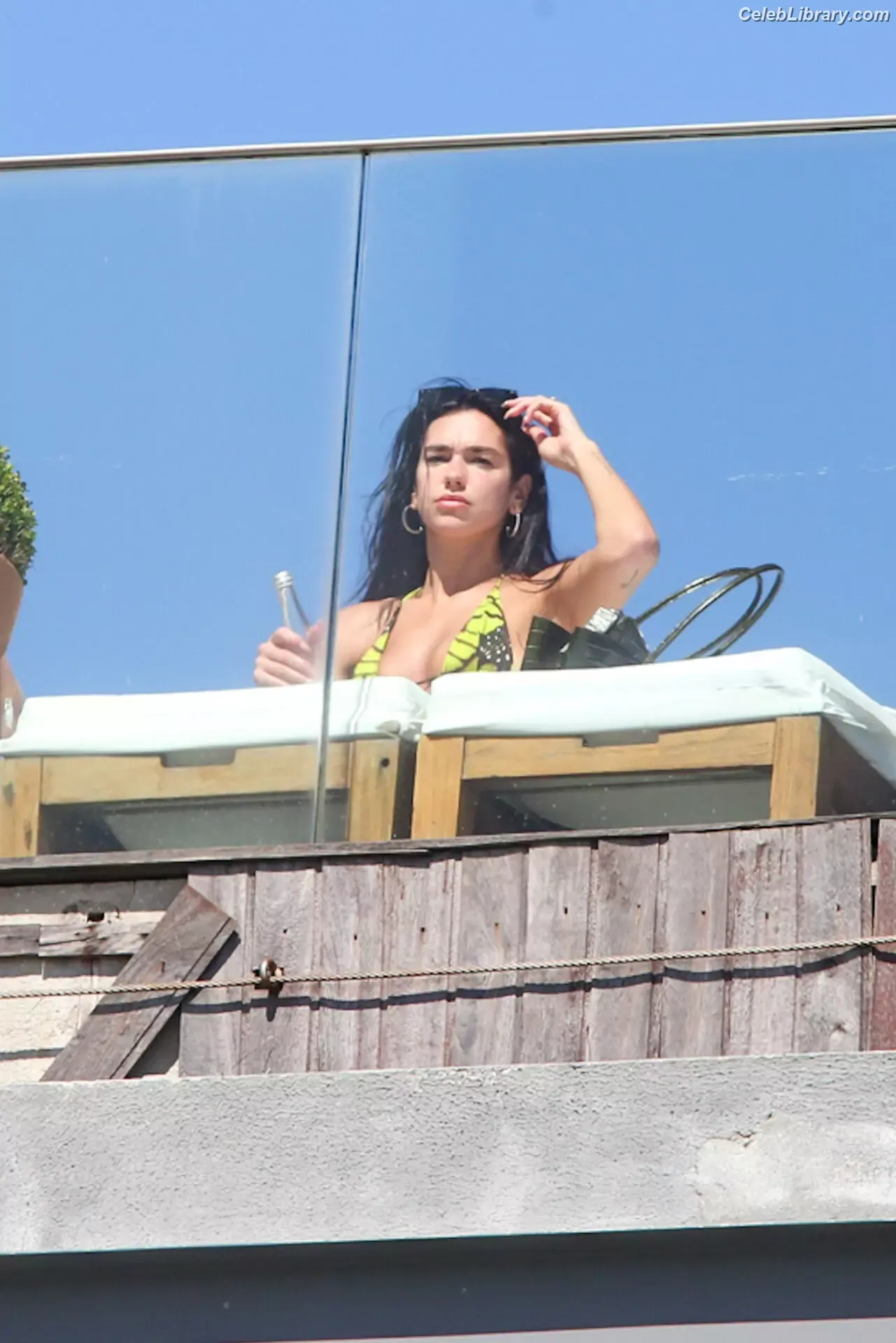 Dua Lipa photo 8 of 7813