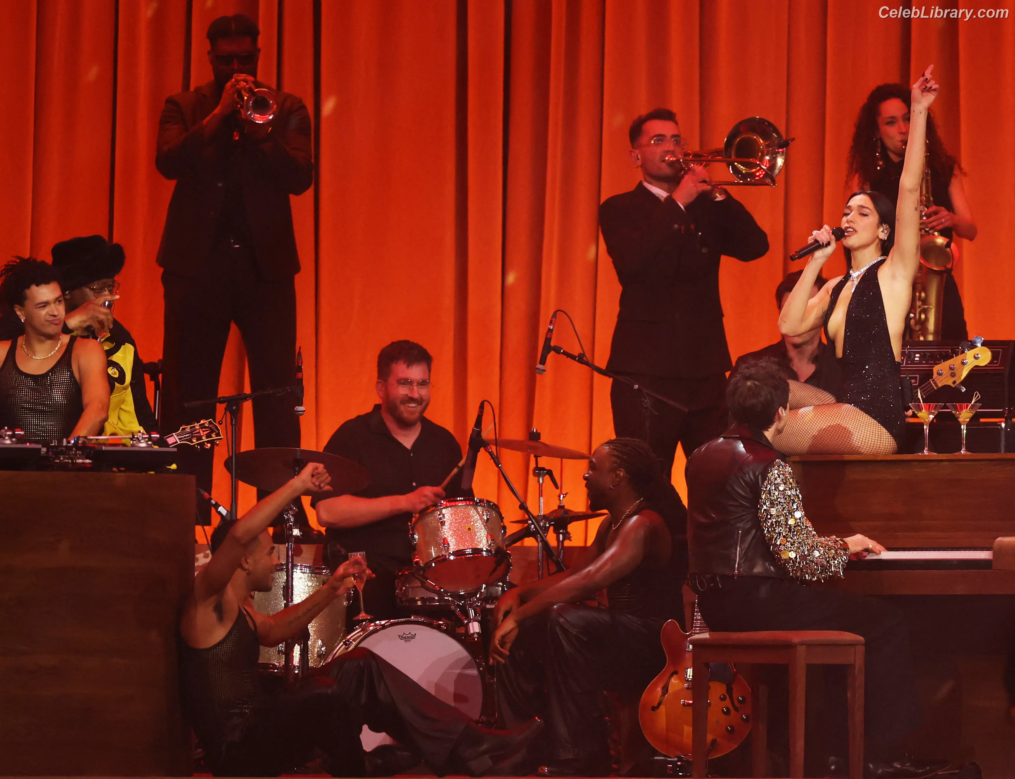 Dua Lipa photo 15 of 7813
