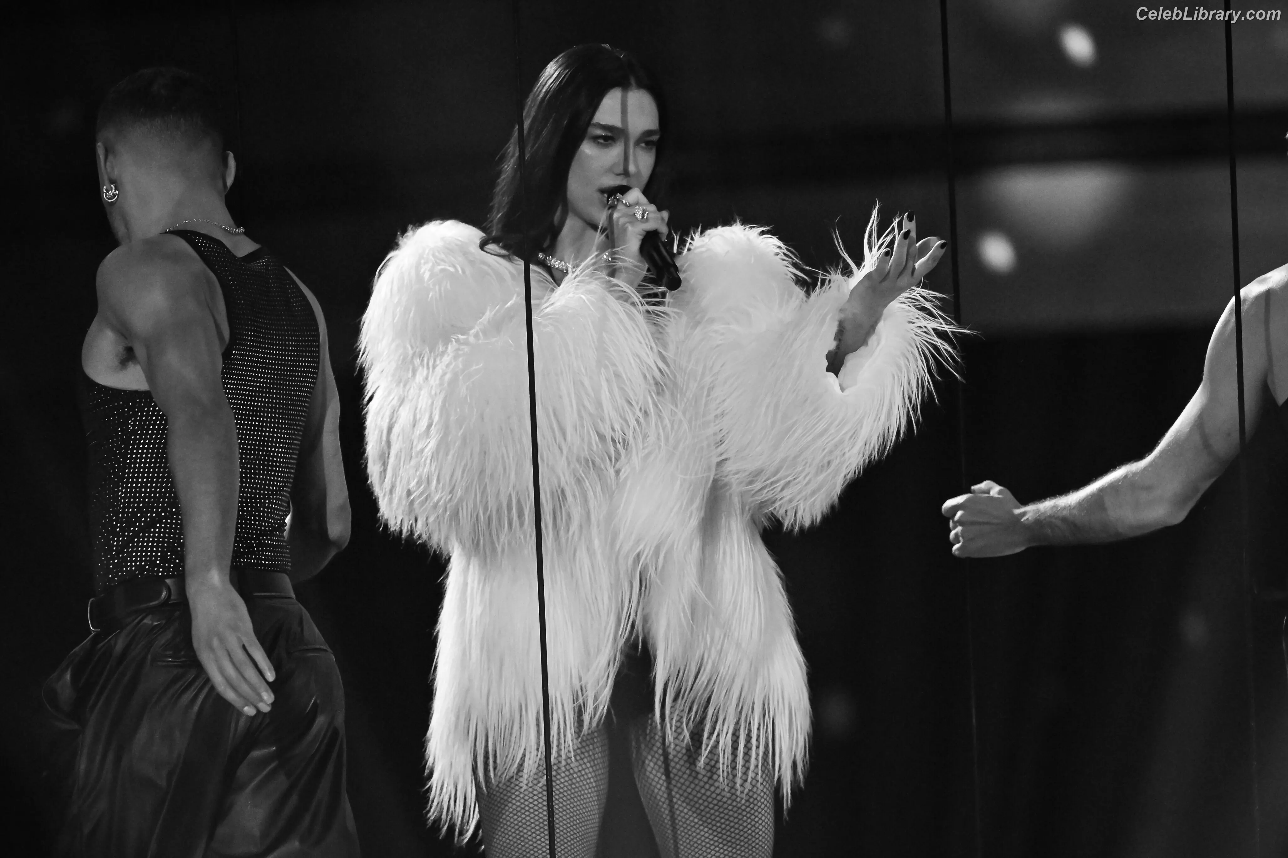 Dua Lipa photo 12 of 7813