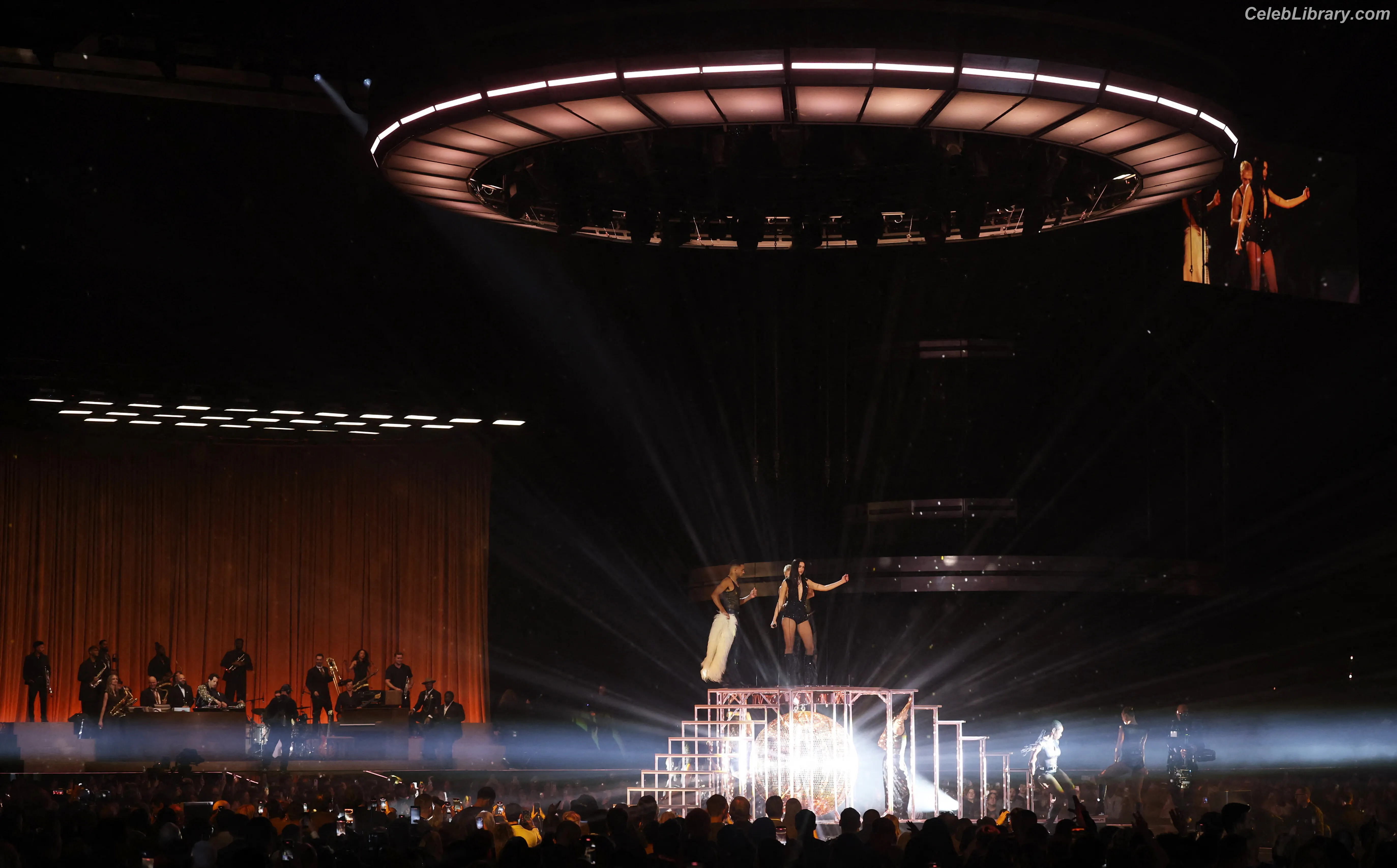 Dua Lipa photo 15 of 7813