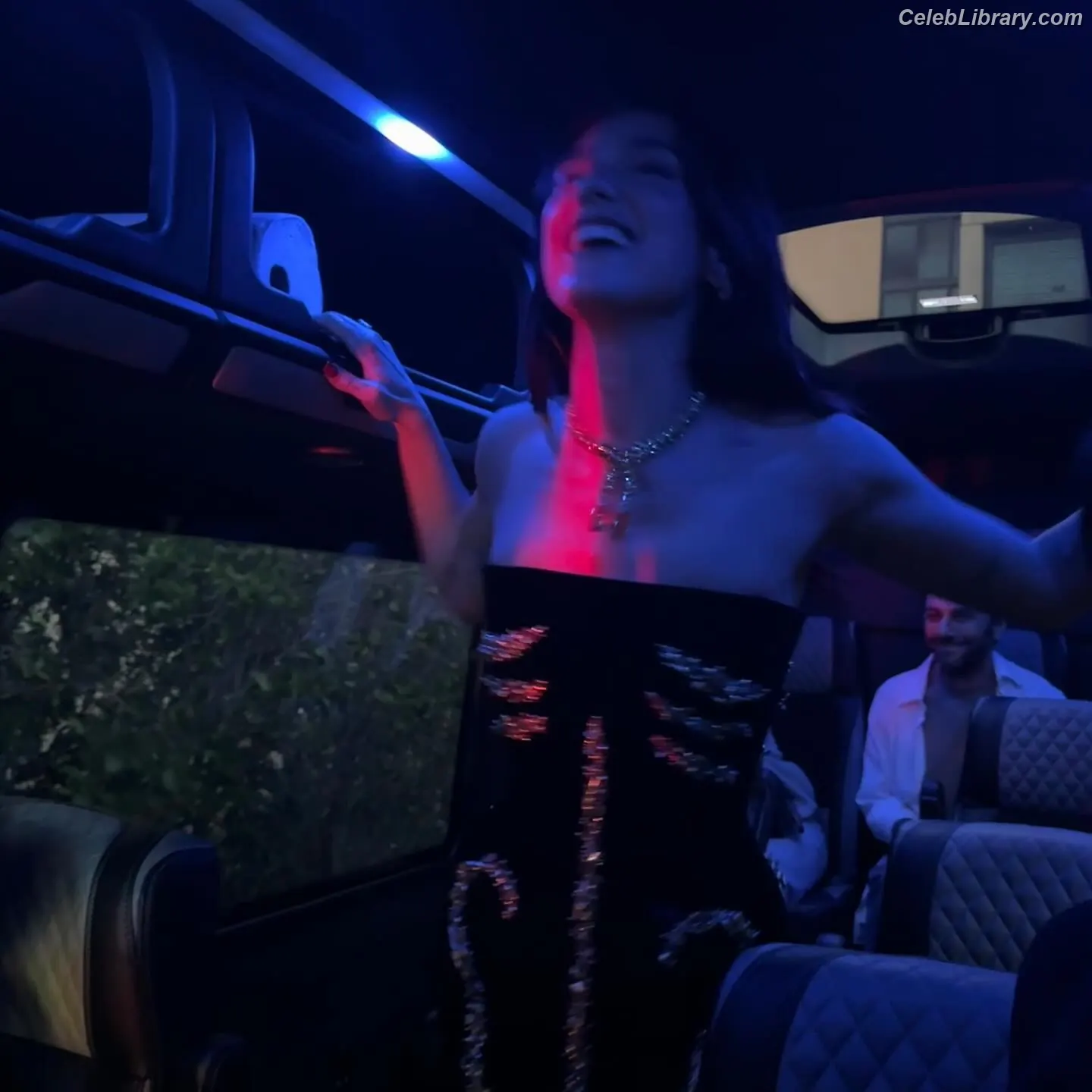 Dua Lipa photo 21 of 7813