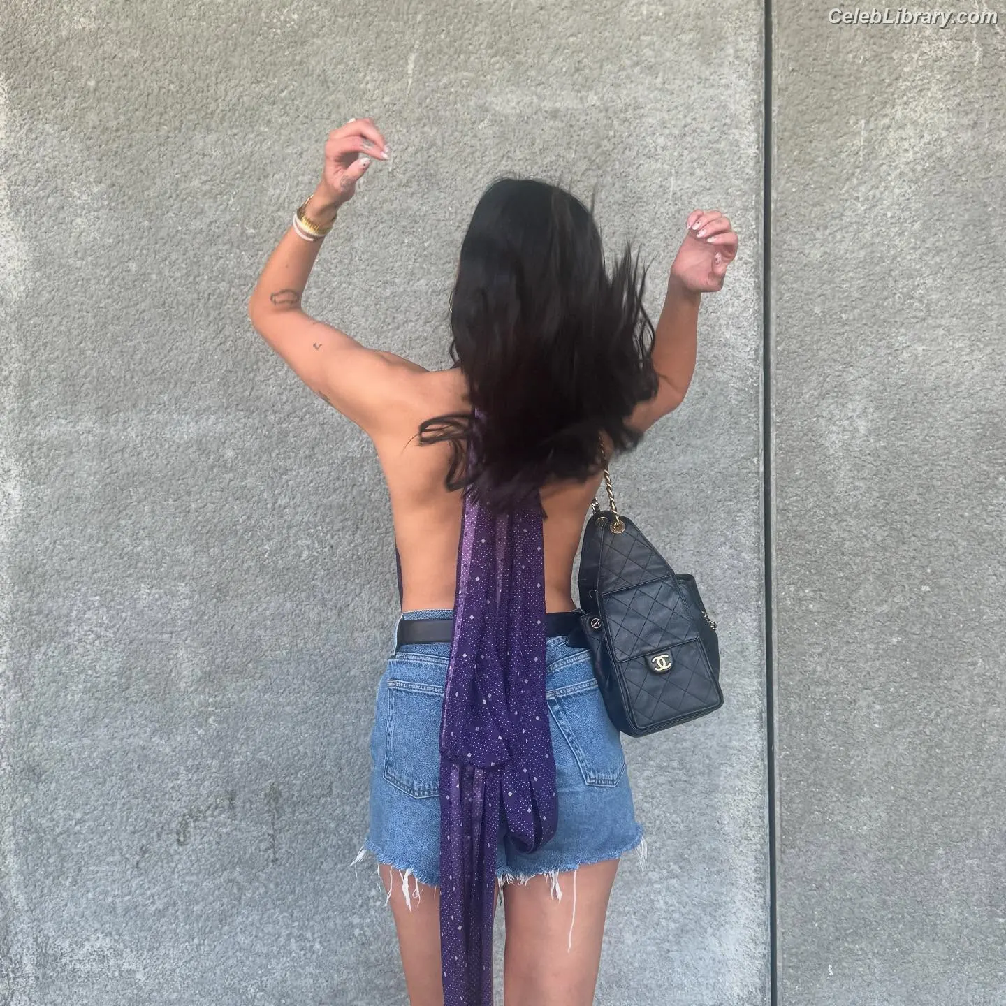 Dua Lipa photo 5 of 7813