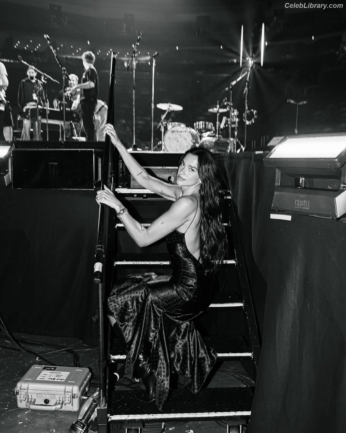 Dua Lipa photo 20 of 7813