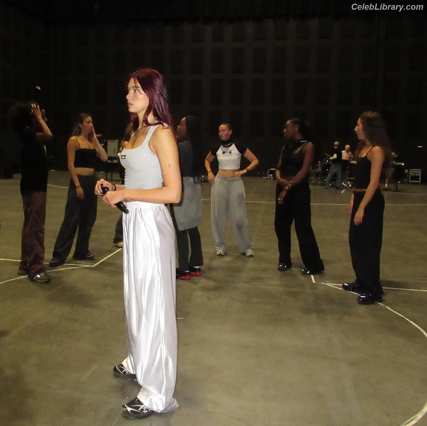 Dua Lipa photo 15 of 7813