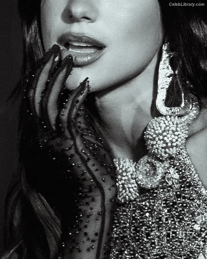 Dua Lipa photo 9 of 7813