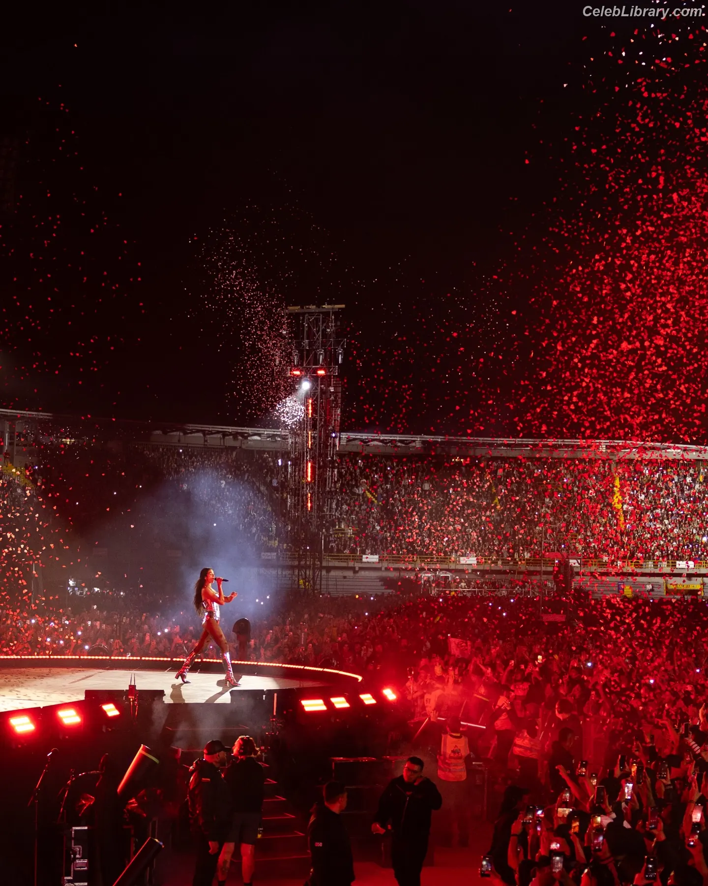 Dua Lipa photo 20 of 7813