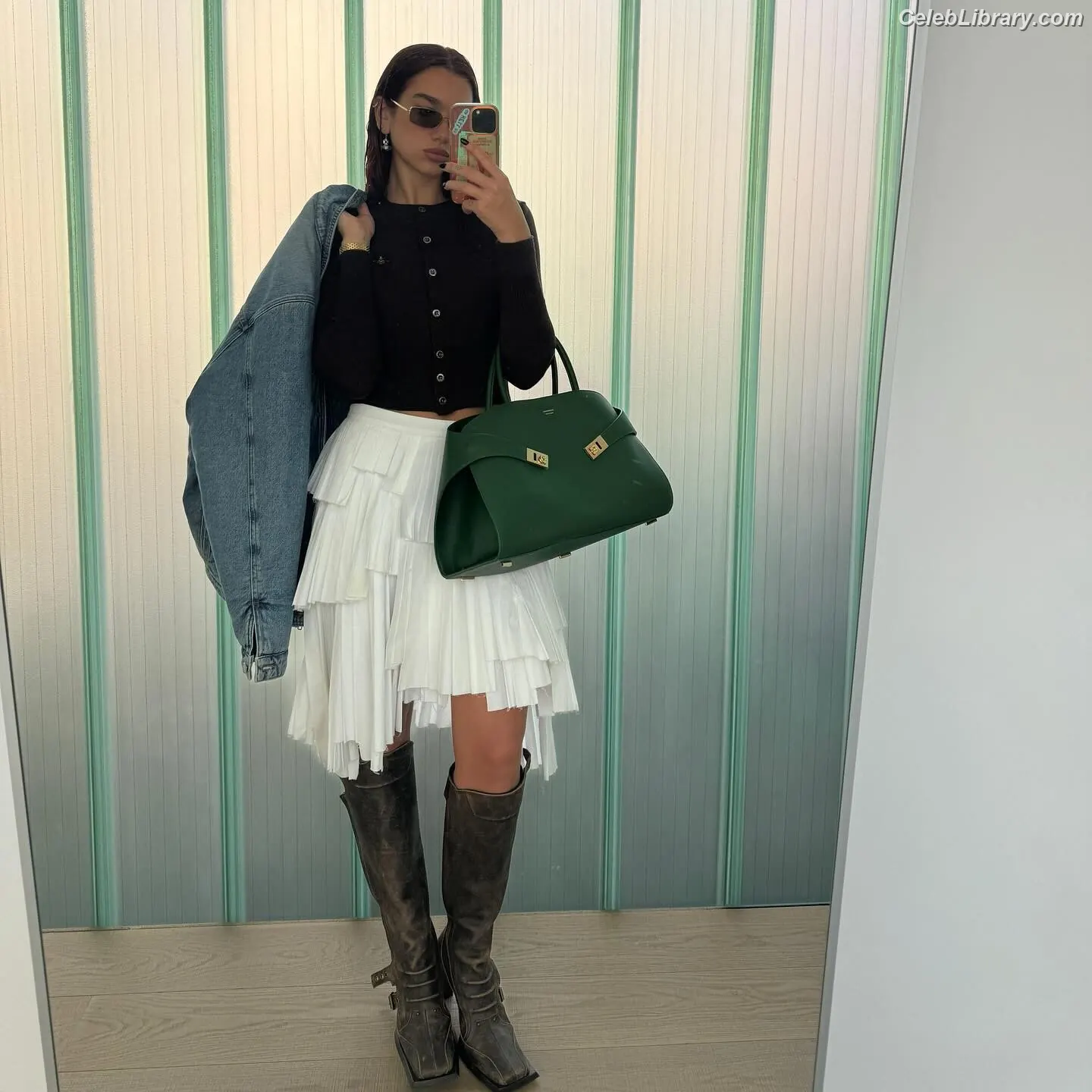 Dua Lipa photo 17 of 7813