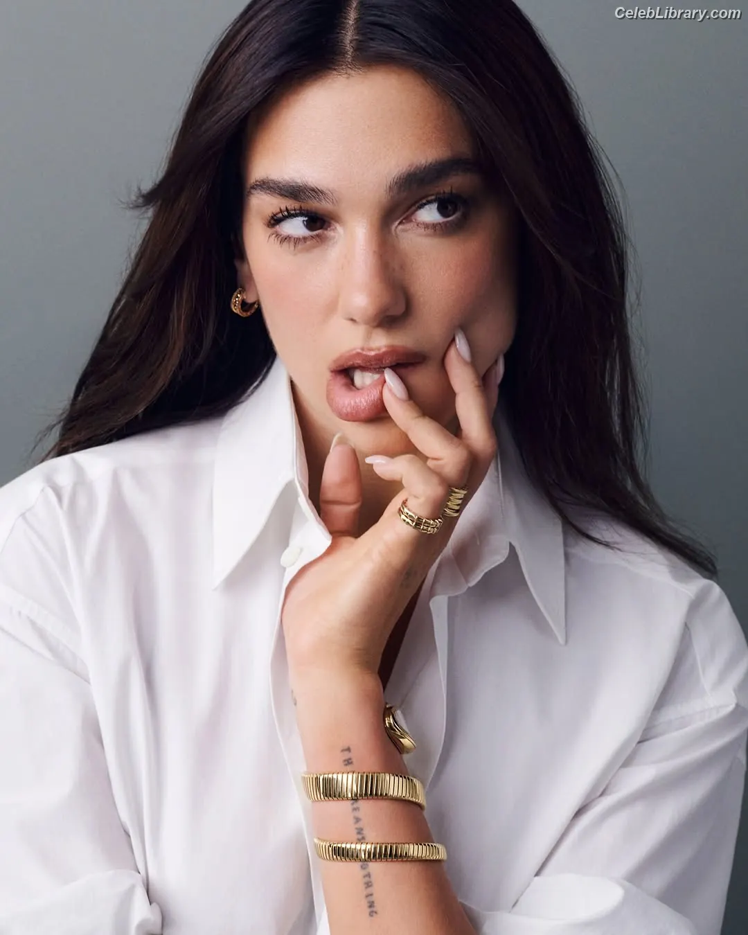 Dua Lipa photo 20 of 7813