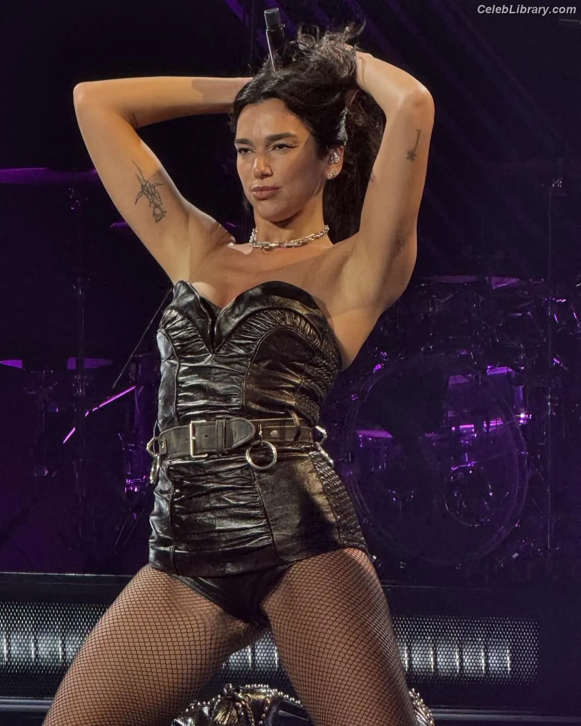 Dua Lipa photo 8 of 7813