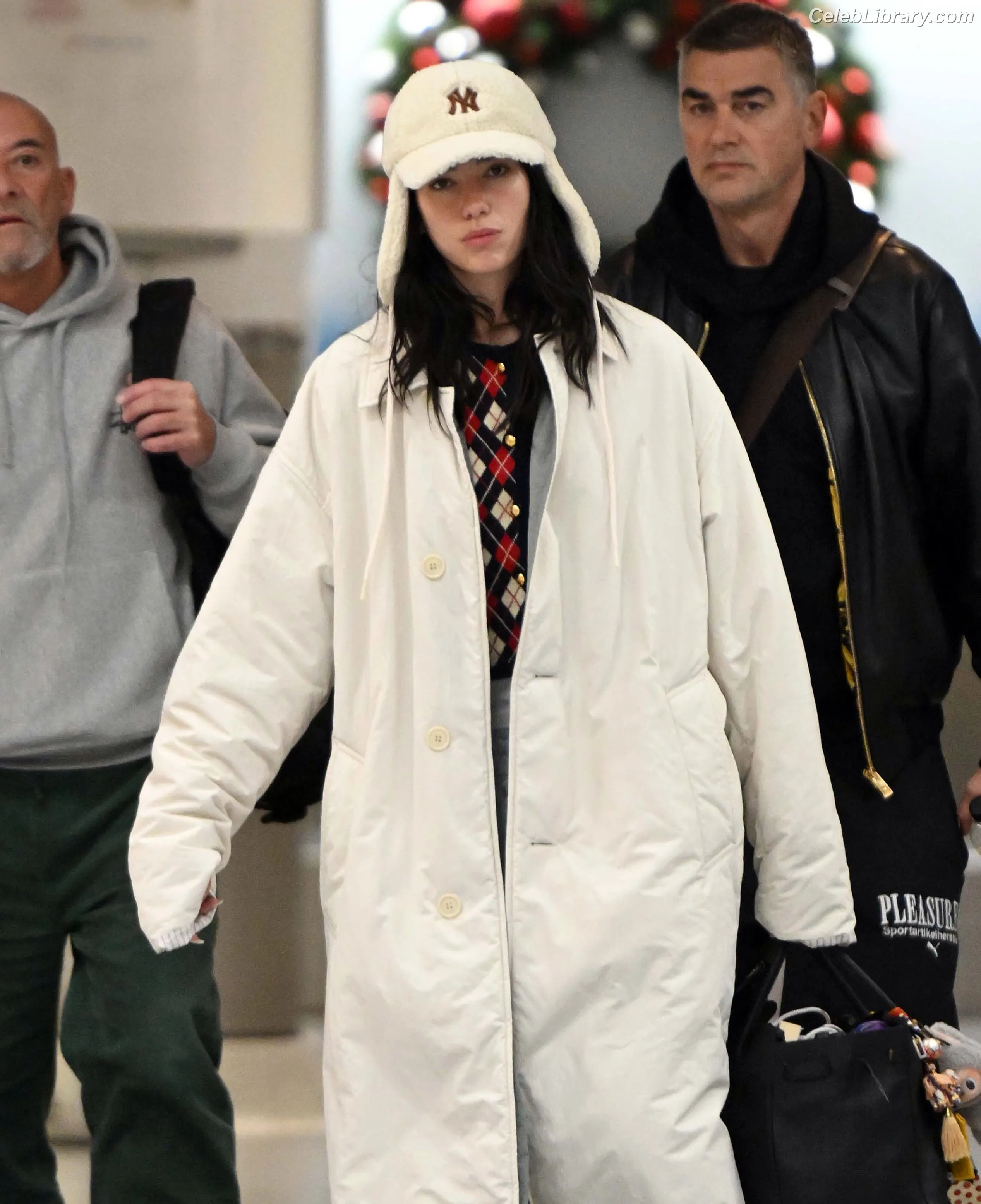Dua Lipa photo 17 of 7813